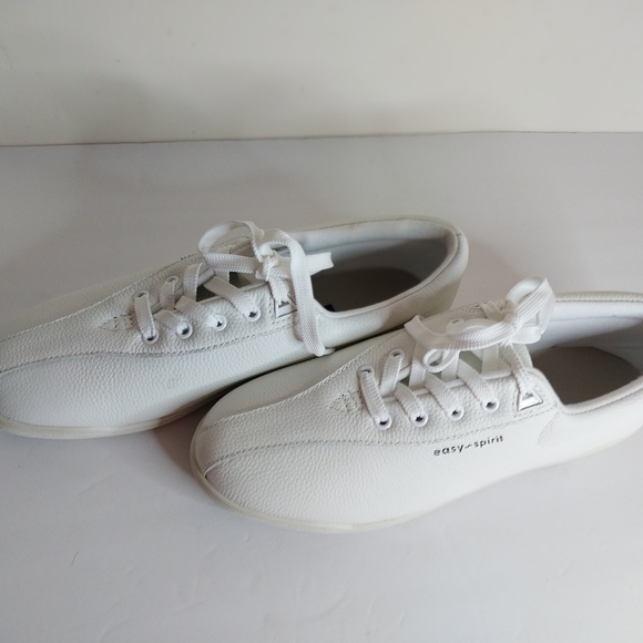 Easy Spirit Other - EASY SPIRIT NWOT Leather Women's Shoes White Sneakers